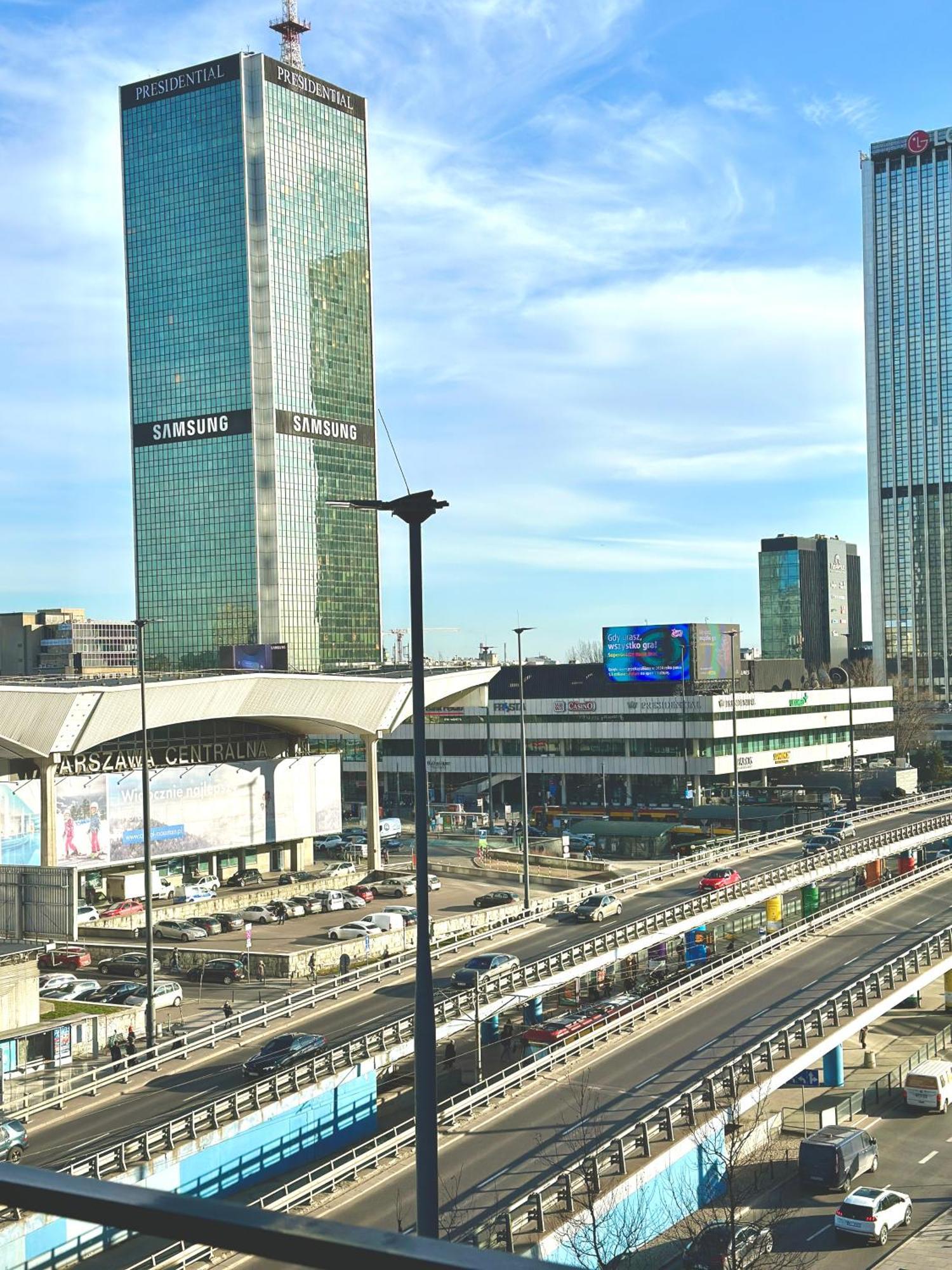 Central Warsaw Gem Экстерьер фото